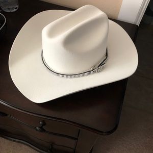 Women’s StetsonWhite Cowboy Hat💐